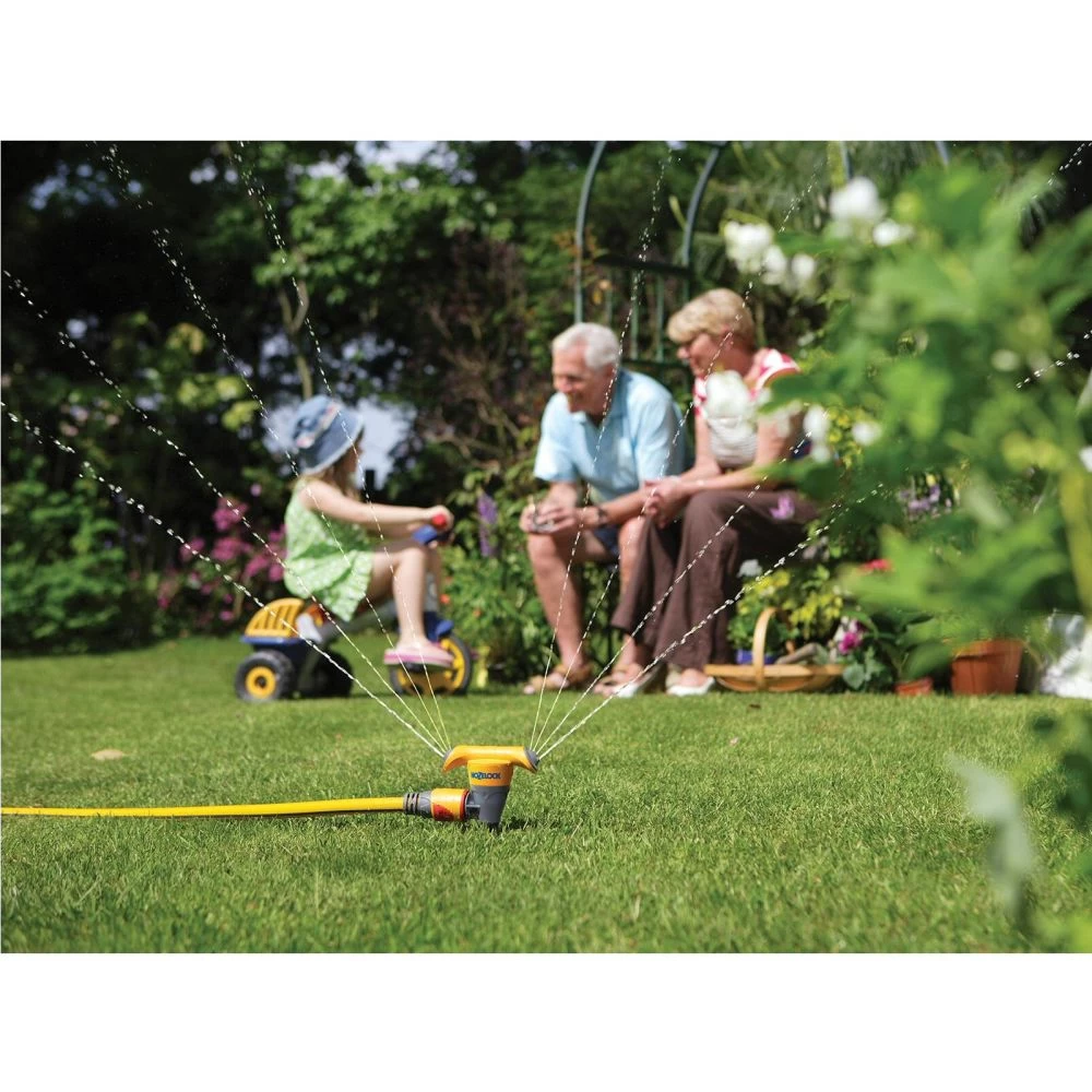 Hozelock 177m² Round Water Sprinkler 2 Hozelock 177m² Round Water Sprinkler - Image 2